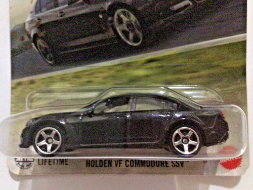 Matchbox 2016 HOLDEN VF COMMODORE SSV (aka "Chevy SS") CHARCOAL GRAY 1/64 NEW