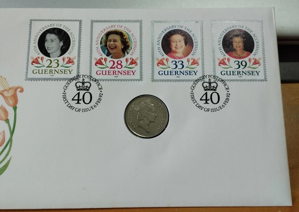 UK Guernsey 1992 Queen Elizabeth II QE2 40th Queen's Accession Stamp Coin FDC - Image 3 of 4