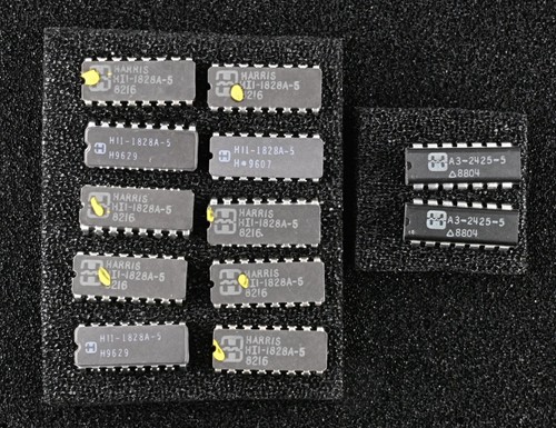 12 Older ICs From Engineering Lab Cleanout Harris HI1-1828A-5 HA3-2425-5