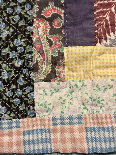 Vintage Cutter Quilt Piece 14” x 23” Log Cabin Feed Sack Fabrics #5 - Picture 10 of 13