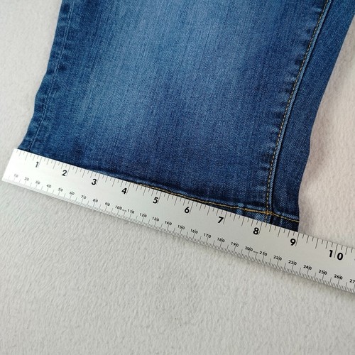 Banana Republic Womens Bermuda Shorts High Rise Denim Stretch Blue Size 30 - Picture 9 of 9