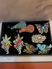8 Modern Big Bling Brooch Lot
