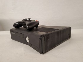 Microsoft Xbox 360 Console (Tested)