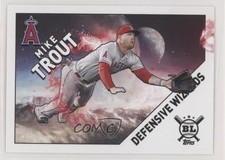 2020 Topps Big League Defensive Wizards Mike Trout #DW-14 02v3