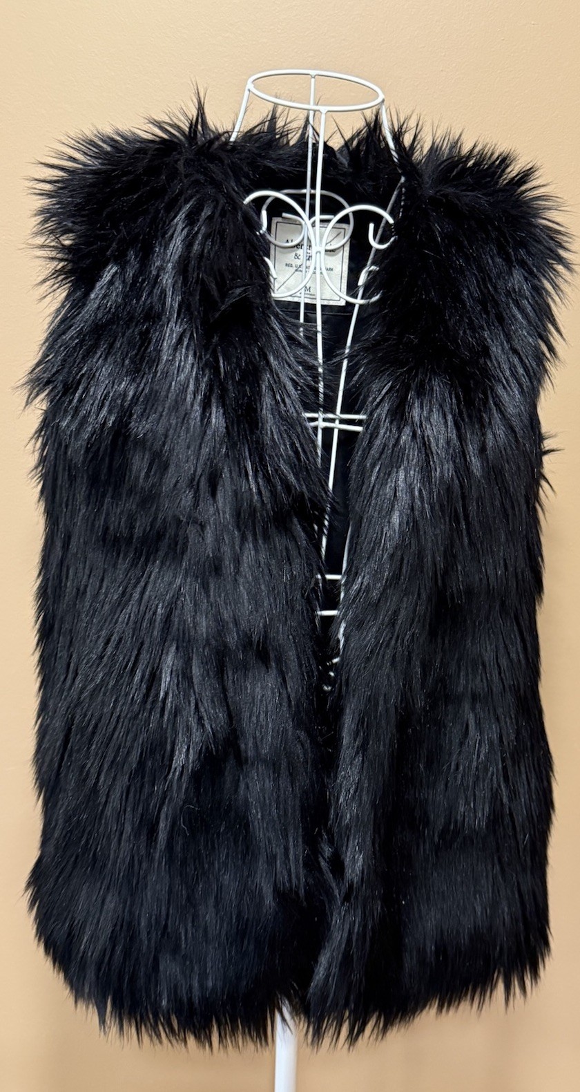 Abercrombie & Fitch Womens Faux Fur Vest Black Medium Sleeveless EUC