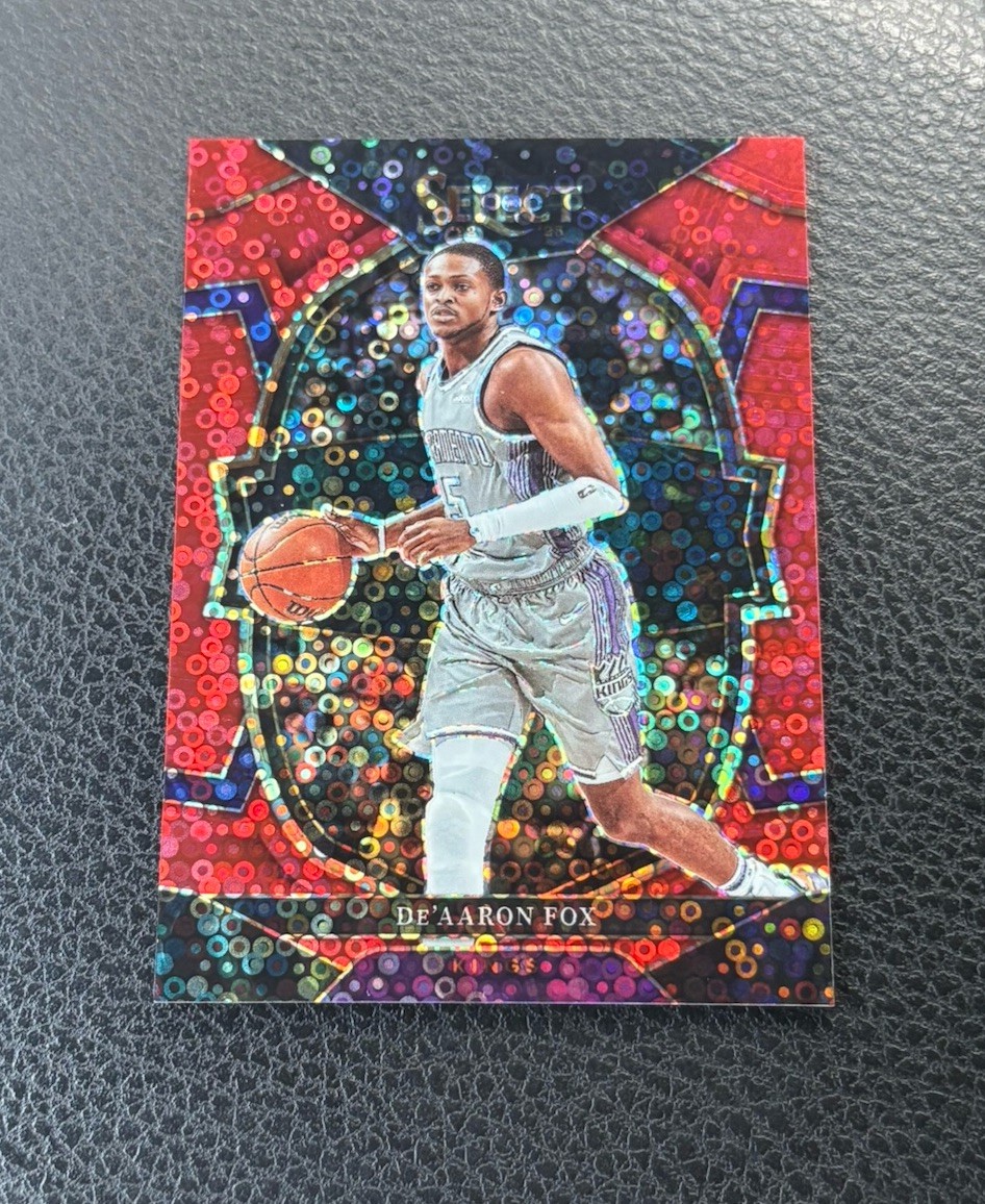 2022-23 PANINI SELECT - DE'AARON FOX #13 CONCOURSE RED DISCO KINGS /49