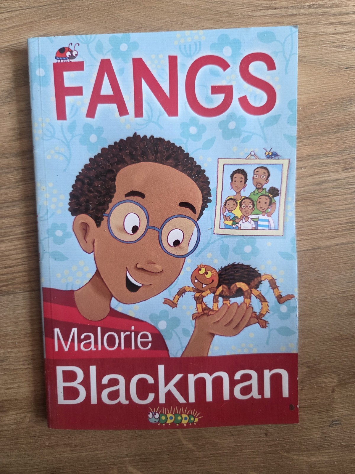 Fangs by Malorie Blackman Childrens Book Corgi Pups Paperback Good Condition