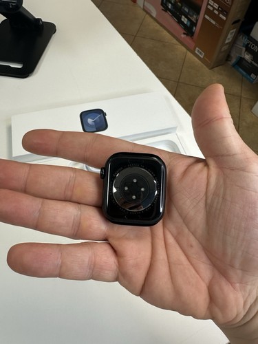 Apple Watch Series 10 42mm GPS & Cellular Unlocked Apple warranty Till June 2026 - Afbeelding 11 van 15