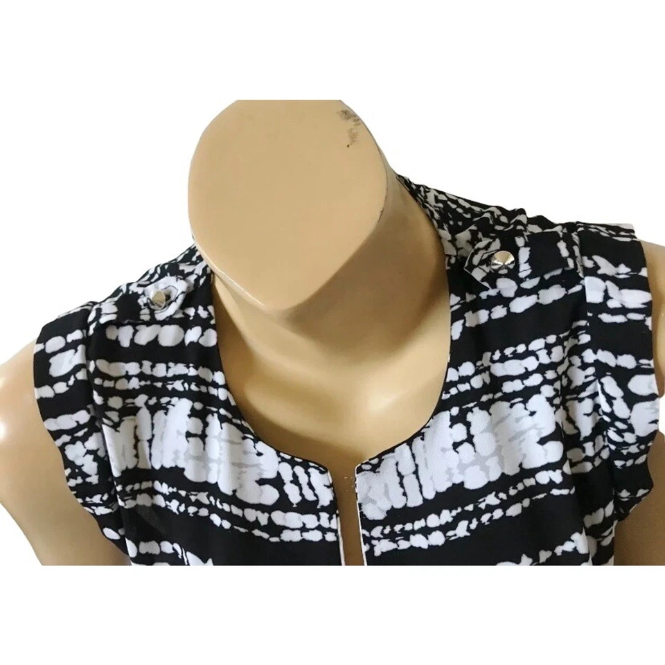 Camiseta sin mangas Mossimo XS cuello dividido negra blanca tie dye bolsillos semi transparentes Foto 4 de 4