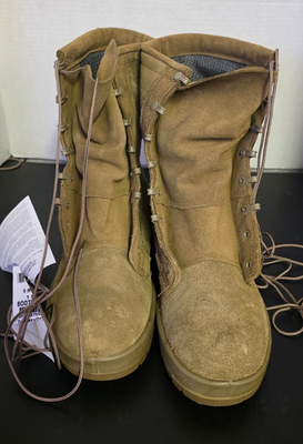 Altama Mens 11 R Gore-Tex Military Combat Boots Coyote Brown Vibram SPE1C1-18-D Altama Mens 9.5 R Desert Tan Gore-Tex Vibram Combat Boots  main image 4