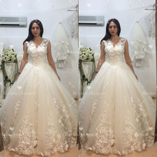 Beach Boho Wedding Dresses Elegant V Neck Tulle Sleeveless Floral Bridal Gowns