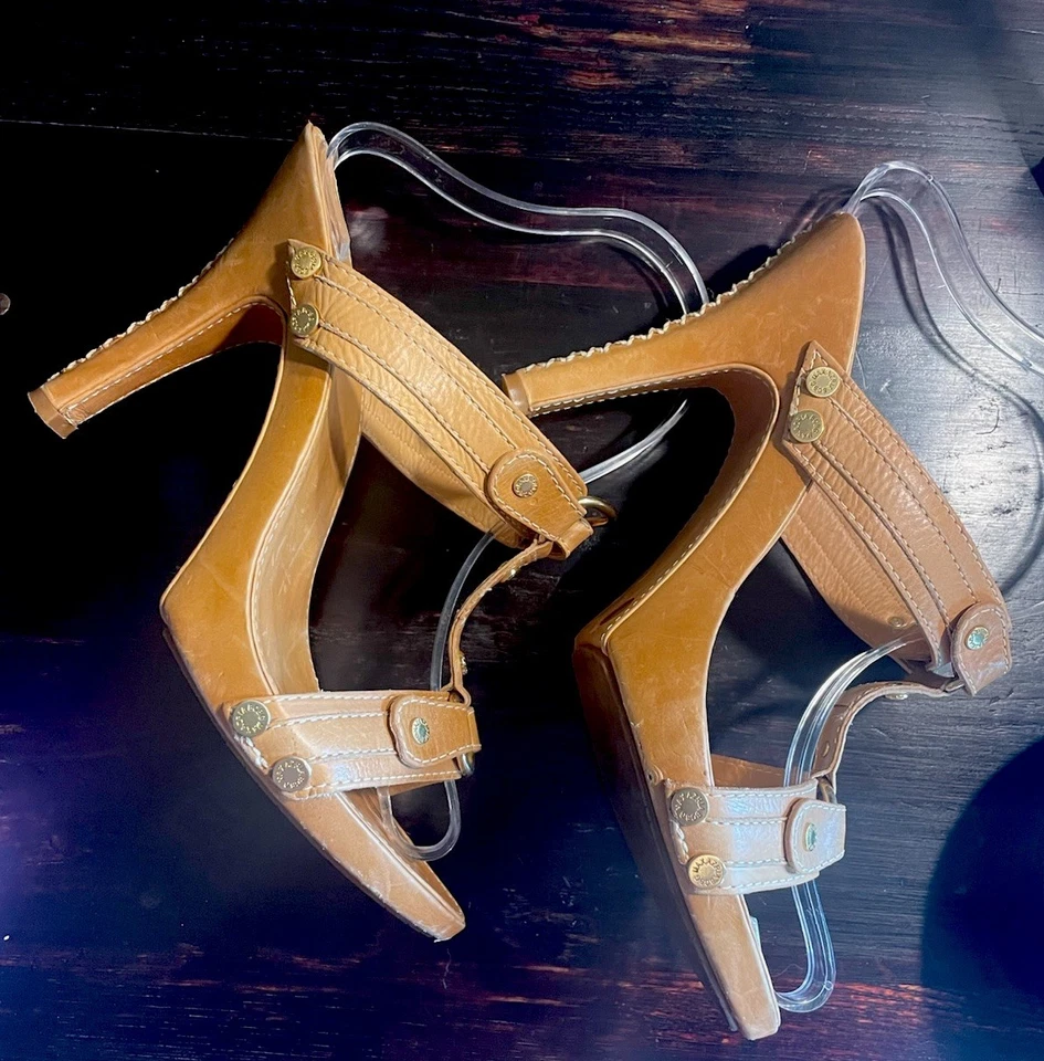 Sandalias Mules BCBG Max Azria Beige Tacón Alto Talla 8 EU 38 Foto 2 de 4