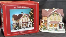 St Nicholas Square COUNTRY HOUSE Christmas Village building peek inside 3D scene