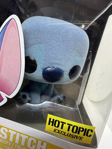 Funko Pop Disney Stitch 159 Flocked Hot Topic 🇺🇸 - Imagen 2 de 8