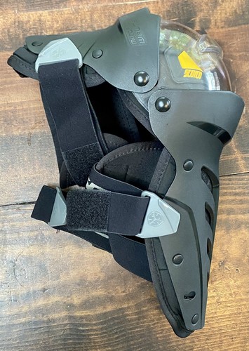Scoyco Motorcycle Sports 4 pc Guard Set - Shins & Elbows - MEDIUM - Picture 6 of 10