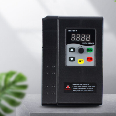 3-Phase Frequenzumrichter Frequency Ballscrew Wechselrichter Inverter 2200W