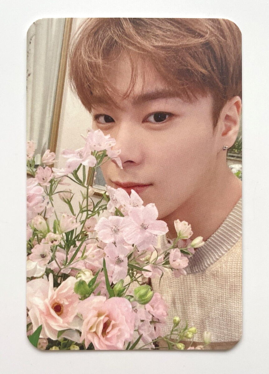 ASTRO MOONBIN MOON BIN ONE&ONLY Official Photocard ② Special