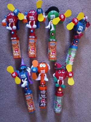 7 M&Ms Candy Fan Tube Topper Red Orange Blue Green Halloween Xmas