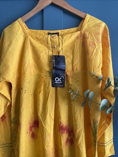 SIZE MEDIUM ALKARAM Studio Yellow Kurta Ladies Pakistani Designer Clothing - Picture 2 of 9