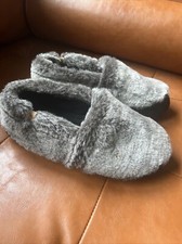 acorn slippers women 6,5-7,5 Furry Cozy