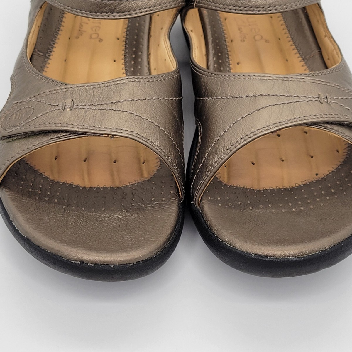Clarks Unstructured Women Sandals Size 10M Un.Hatch Bronze