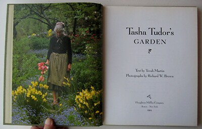 TASHA TUDOR'S GARDEN Tovah Martin ILLUS Richard W. Brown HC DJ 1st
