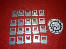 VW Käfer -7'66 113853559 Halter Clip Trittbrett Zierleiste  Trittbrettzierleiste