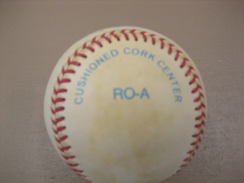 Whitey Ford signierter / handsignierter OAL Bobby Brown Baseball mit Kunststoffkoffer - Bild 4 von 6