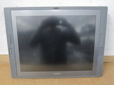 WACOM DTZ-2100D/G 21" Cintiq 21UX LCD w/Adapter - No Stand - Grade C