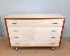 Piccolo comò cassettone art decò rivestito in pergamena  anno 1940, restaurato