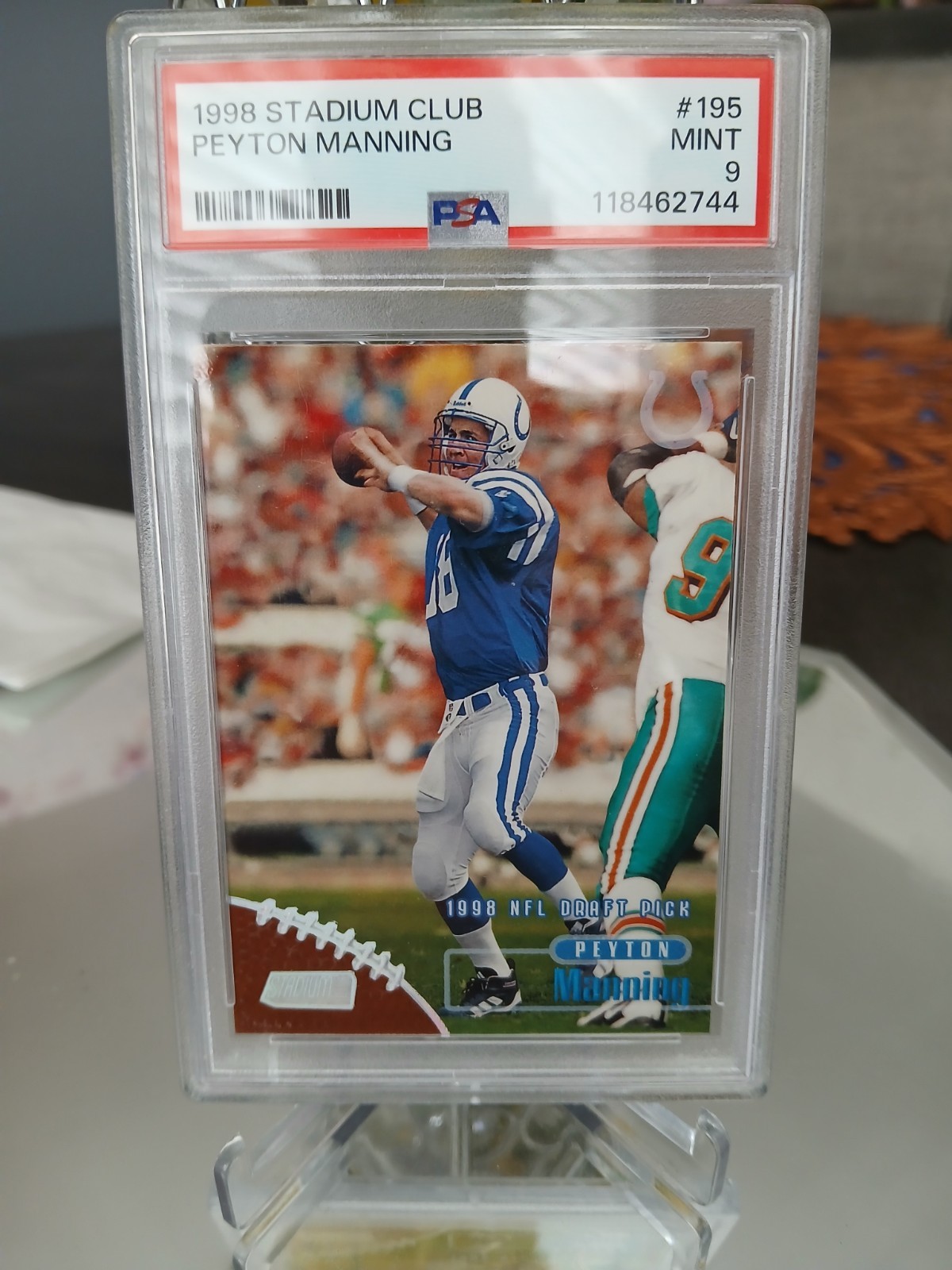 1998 Topps Stadium Club - 1998 NFL Draft Pick Peyton Manning #195 psa 9