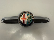 Alfa Romeo 156 Front Badge Grill. 2003  