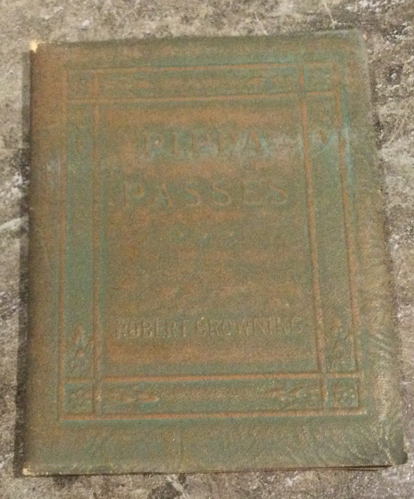Antique ROBERT BROWNING Little Leather Library PIPPA PASSES Leather Bound Book
