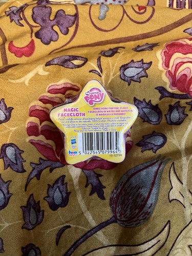 My Little Pony Magic Expanding Towel Facecloth Flannel Twilight Sparkle NEW - Picture 2 of 2