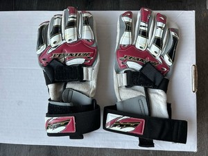 Water Ski Gloves HO SKIS Size Xl  Pair  Phantom - Great Condition! Womens