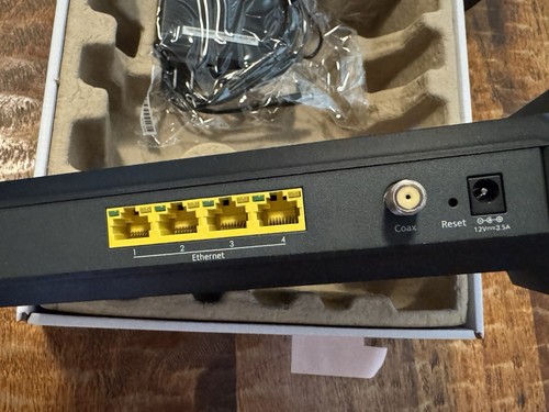 NETGEAR Nighthawk AC1900 C6900 Wi-Fi Cable Modem Router Dual Band Wireless - Picture 5 of 7