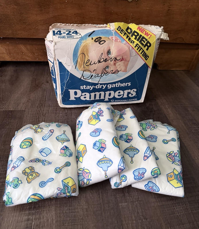 VTG Pampers Stay-Dry Gathers Basic Disposable Diapers 12 Ct box Unisex 14-24 lbs