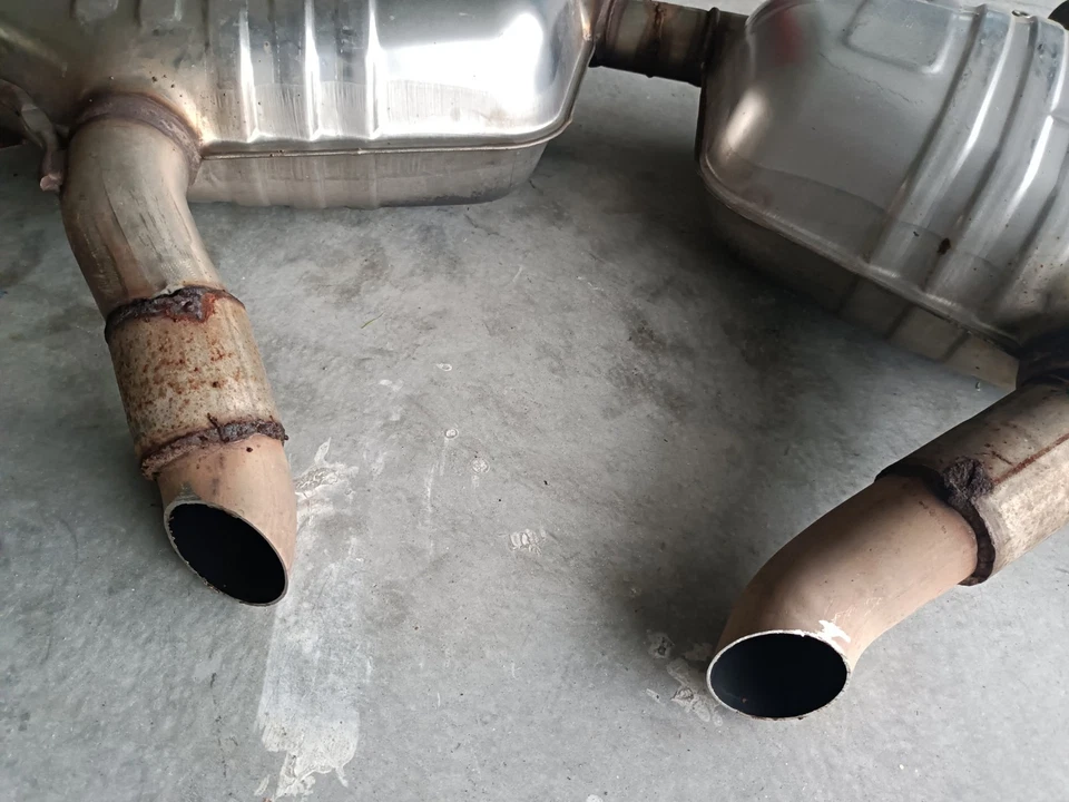 07-11 BMW OEM 335i e90 e92 e93 silenciador escape con solapa de control Foto 4 de 4