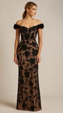 Adrianna Papell Black Floral Appliqué Nude Mesh Evening Gown Formal Size 4 NWT