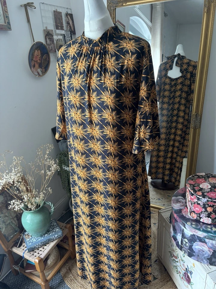 VESTIDO SOMERSET BY ALICE TEMPERLEY NEGRO ESTAMPADO DE ESTRELLAS TALLA 16 Foto 4 de 4