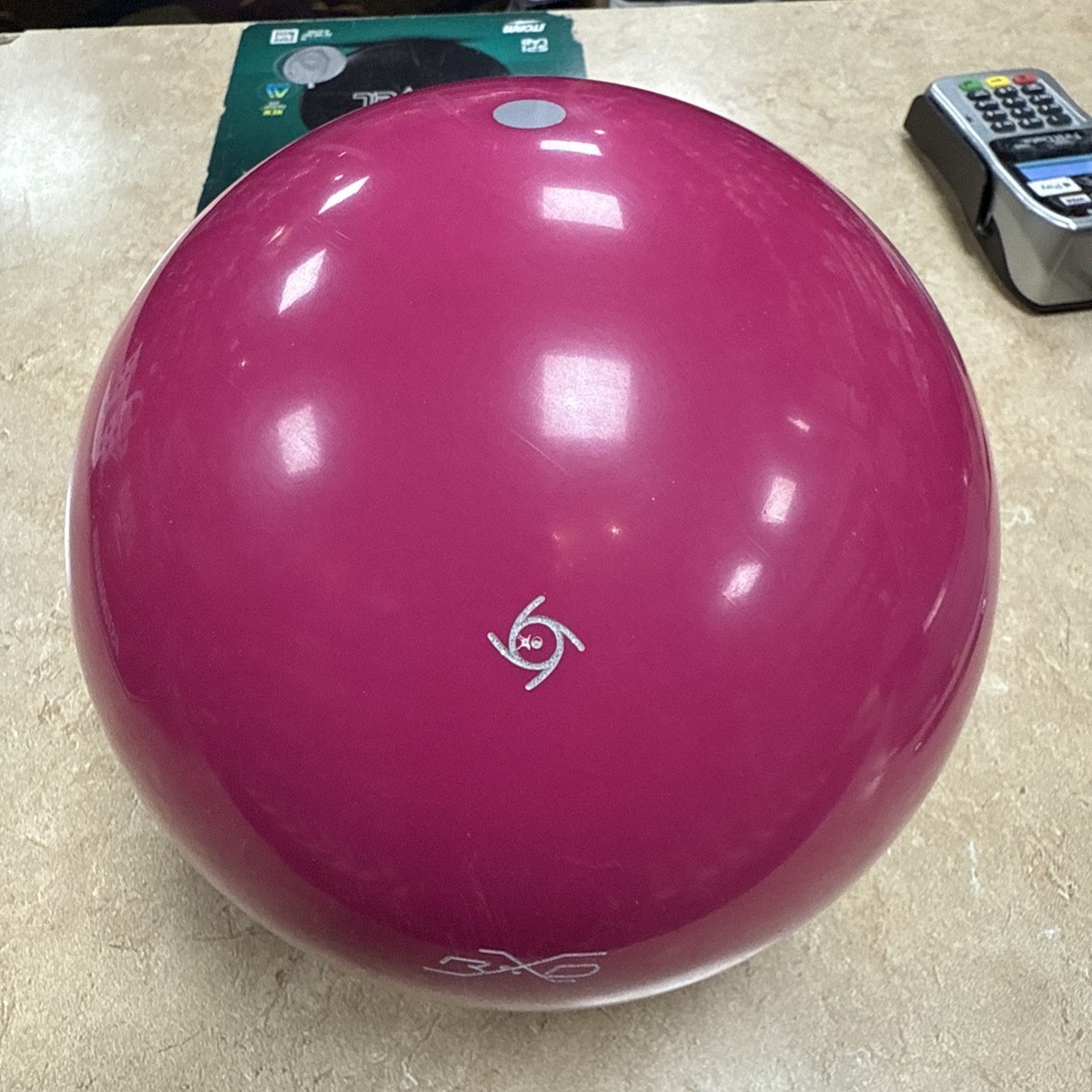 STORM FOREST LOCK 15lb4oz美品 Storm Forest Lock Overseas Bowling Ball + FREE SHIPPING at