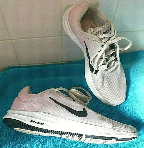 NIKE DOWNSHIFTER 8 GREY & PINK CUSHIONED TRAINERS SHOES UK 7.5 EU 42 RUNNING GYM - Picture 3 of 12