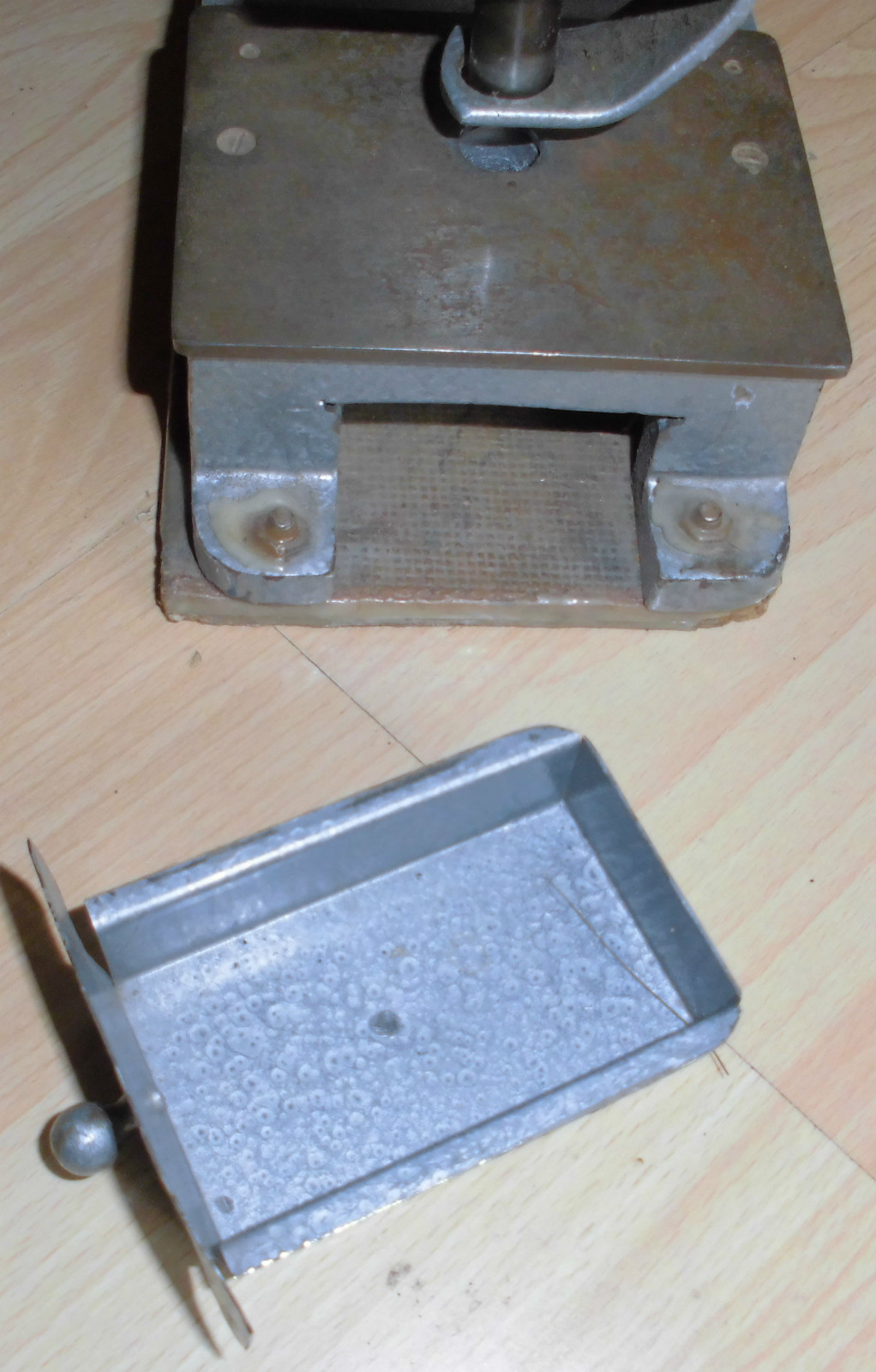 Picture 3 of 12