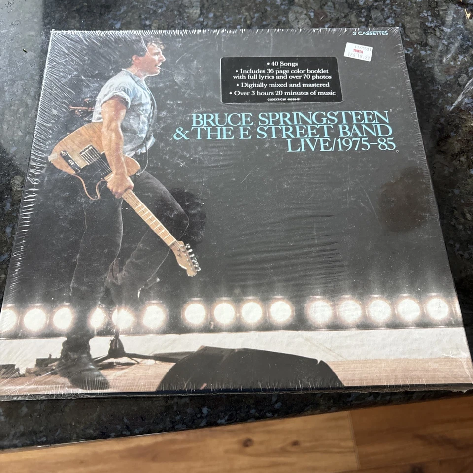 Bruce Springsteen & The E Street Band SEALED New Live 1975-85 3 cassette Box Set - Image 2 of 2