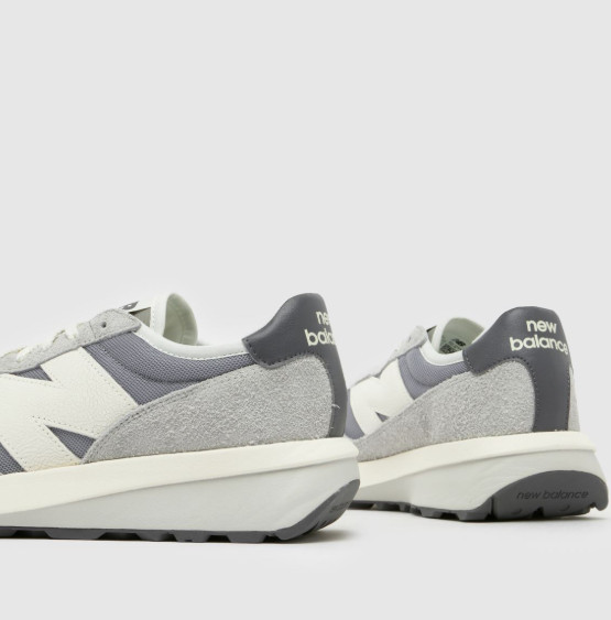 New Balance 370 Grey White Trainers Men's Size 9 (UK) 9.5 (US) RRP £100 image 6