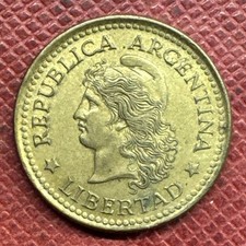 Argentina 1971 Aluminum-Bronze 10 Centavos. KM# 66