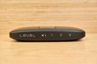Samsung Level Box Slim EO-SG930 / Bluetooth Speaker / Water