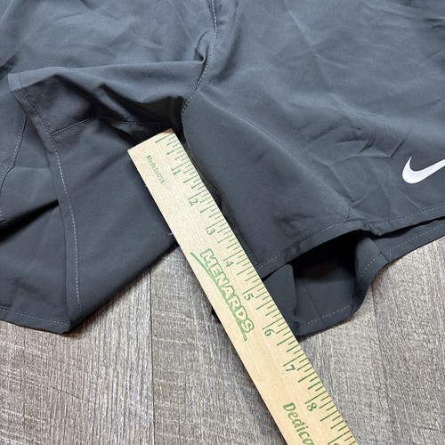 Nike Team Issue 5in Running Short Women's Sz Large DJ8528-060 Gray - Picture 3 of 9