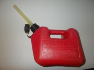 Blitz 1 gallon + 4oz. gas can with a nice 6 inch spout + nice air vent