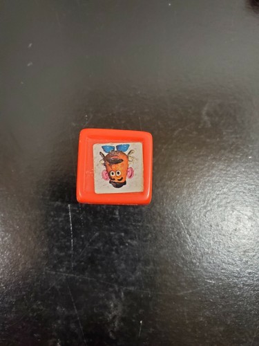 Milton Bradley Yahtzee Jr. Toy Story and Beyond 2002 Edition replacement parts - Picture 7 of 49